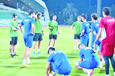 featured image thumbnail for post Kuwait faces a tough challenge against Oman