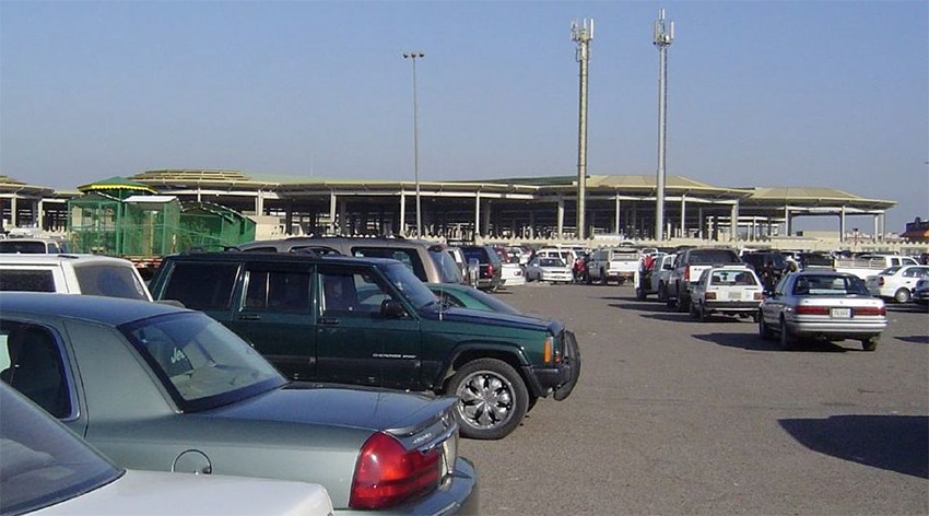 PLOTS CAR PARKING