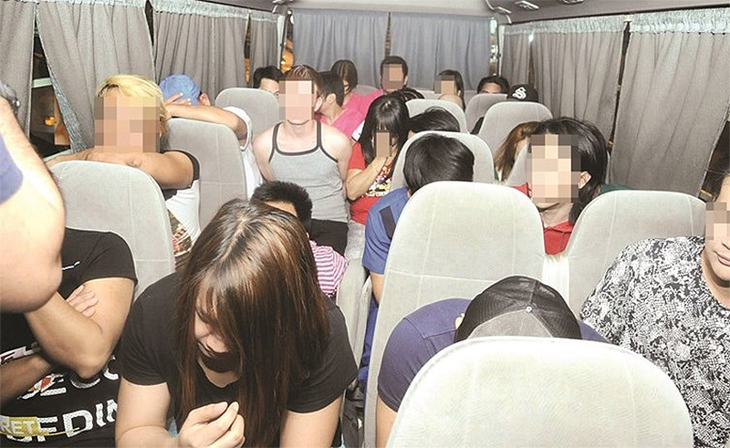 9 held at massage parlour  in Salmiya fearing AIDS spread