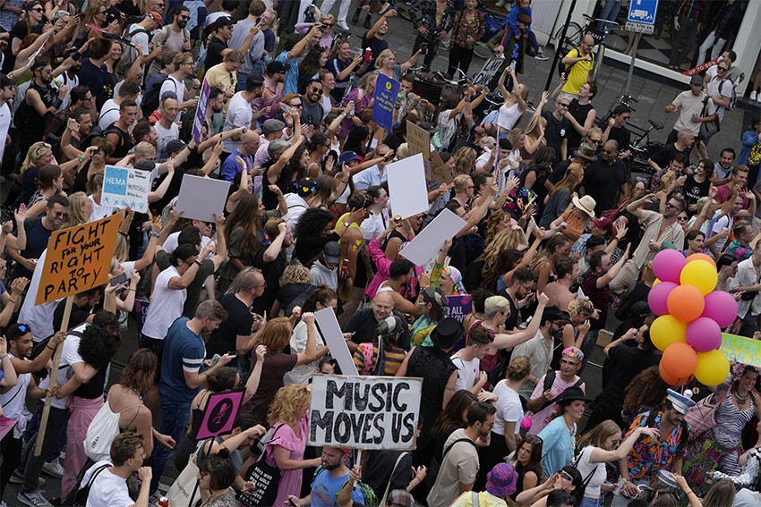 ‘Unmute us’: Marchers demand return of Dutch music festivals