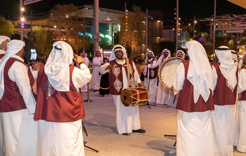 Traditional dancing troupe spread joy at Kuwaiti Expo booth