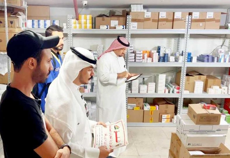 PAM, MoH inspectors raid drug store on roof of coop - Lebanese posing as doctor arrested