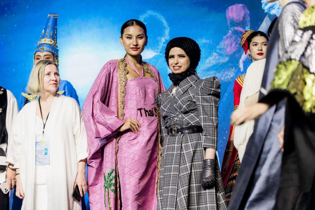 Kuwaiti designer participates in Int'l Royal Thai Silk Fashion Week