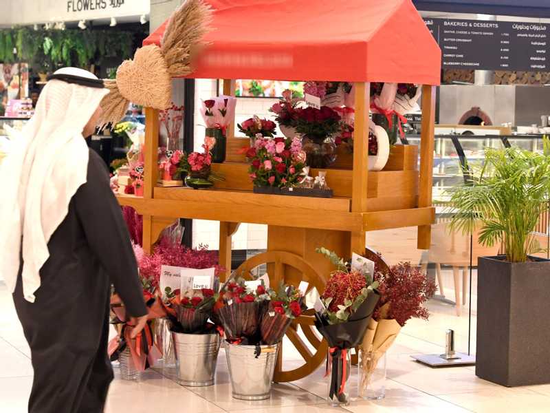 Increase in customers to flower & gift shops for Valentine's Day