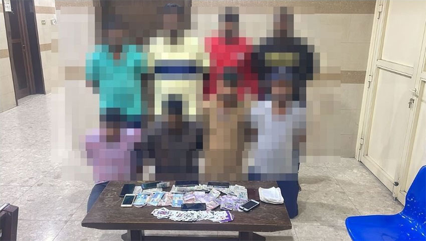 8 Gamblers arrested