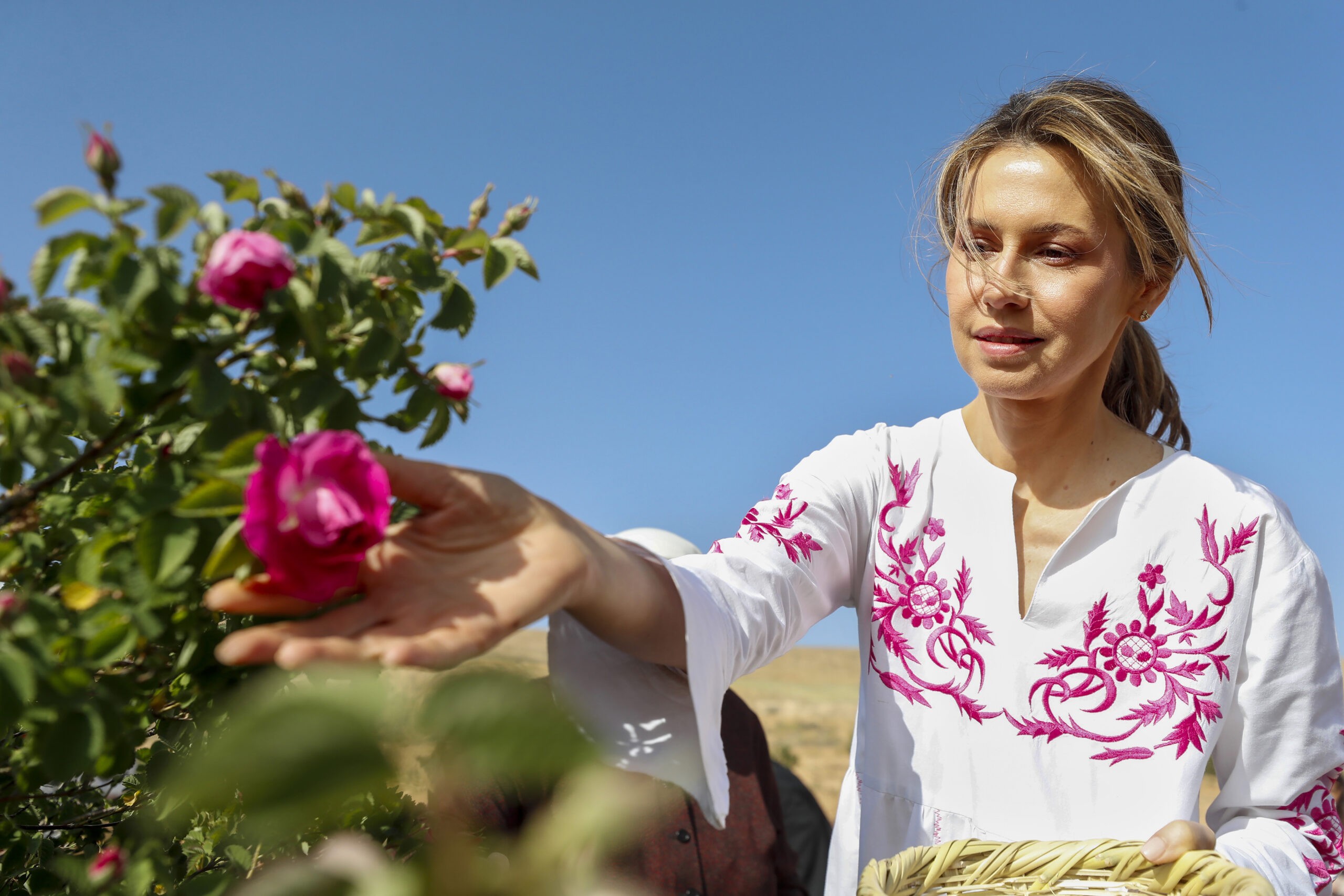 Syrian First Lady Asma Assad diagnosed with leukemia | arabtimes 