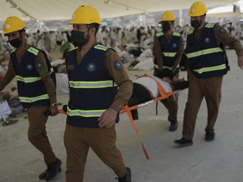 Hundreds of pilgrims dead in Makkah as temperatures hit 51.8°C