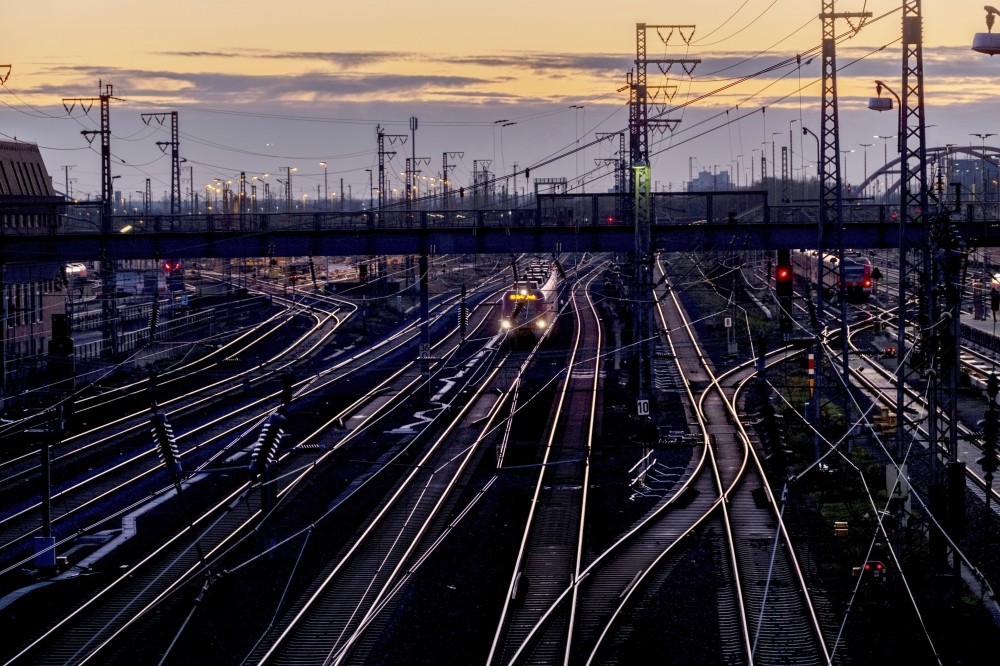 Germany shuts one of its busiest rail routes for 5 months, launching drive to improve reliability