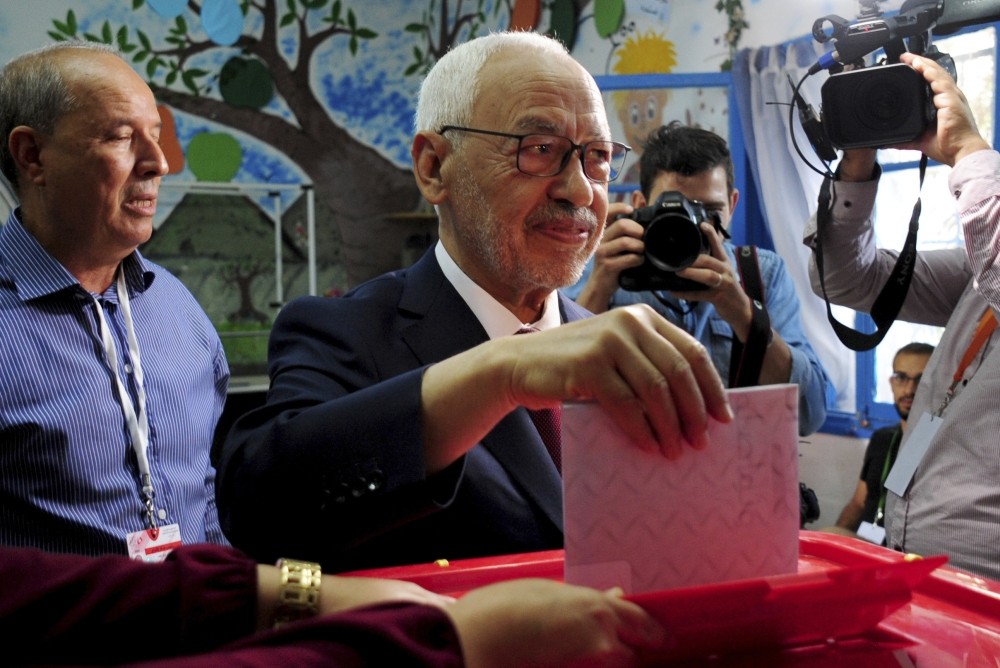 Tunisia sets elections for October