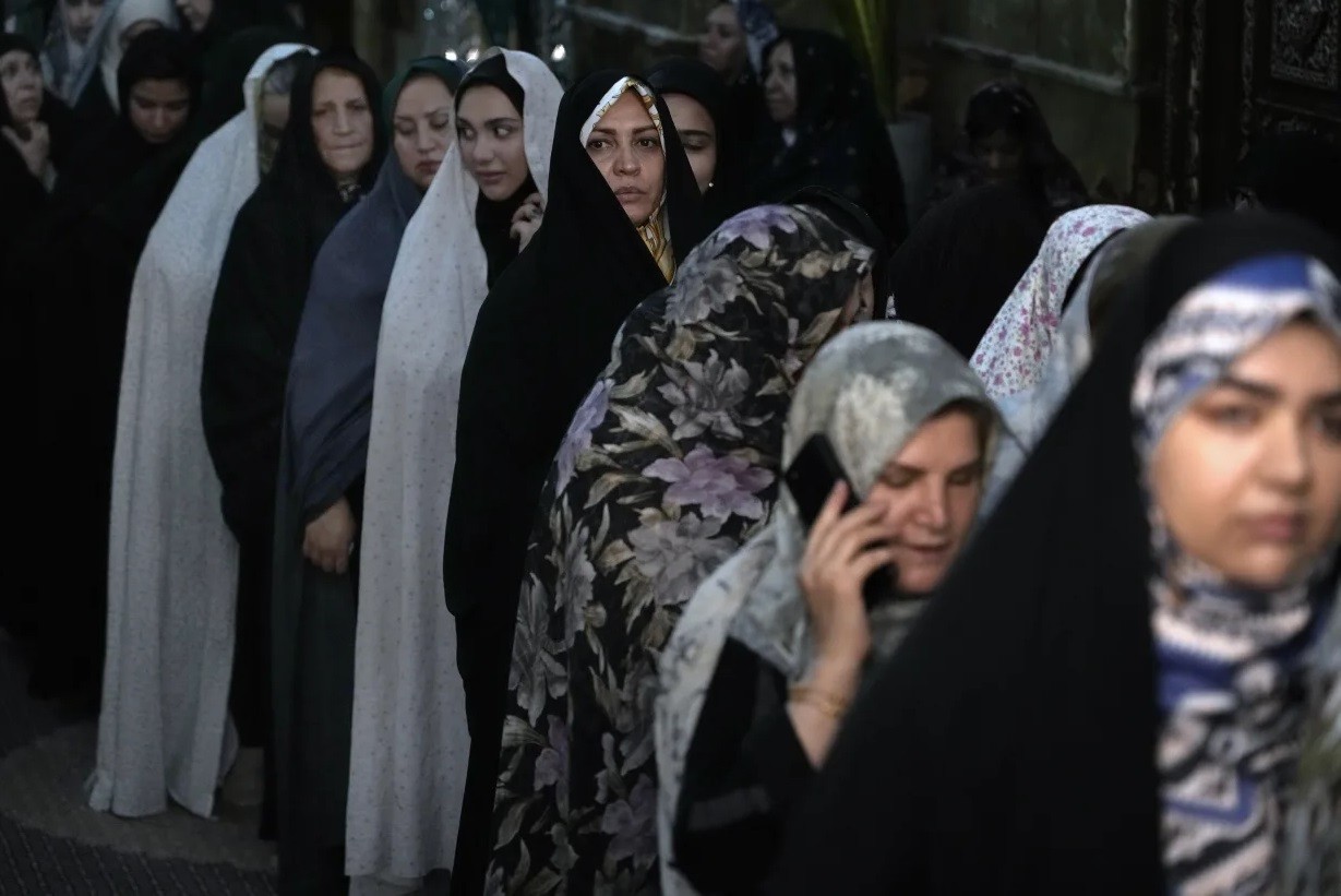 Police shut down Turkish Airlines office in Tehran over hijab defiance