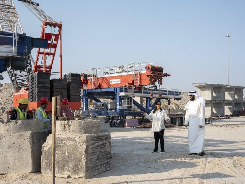 Minister inspects Sabah Al-Nasser bridge project to ensure timely completion