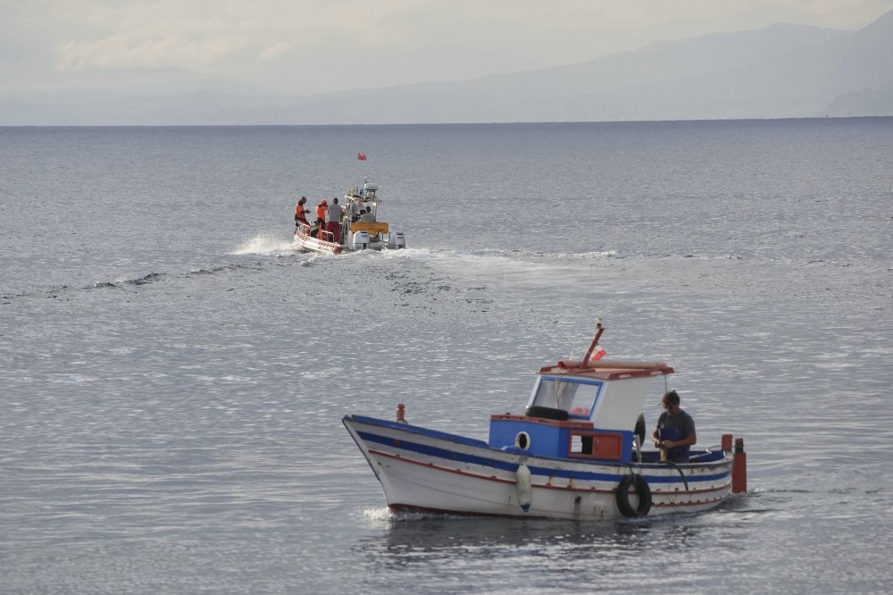 Rescuers recover 5th body from superyacht off Sicily; 1 still missing